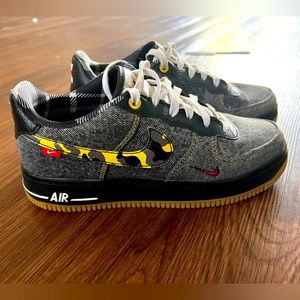 Nike Air Force 1 - Boys Size 4.5
